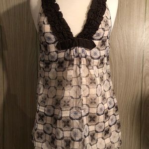 Plunge neck (sexy!) Max Studio super lightweight summer sleeveless print blouse